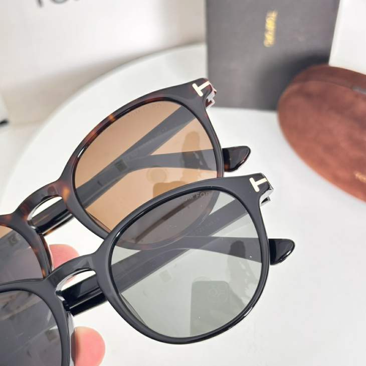 Picture of Tom Ford Sunglasses _SKUfw76199850fw